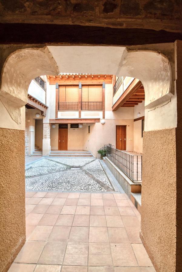 ~Bronze~ Edificio Historico S. Xvi. Centro Apartment Толедо Екстериор снимка